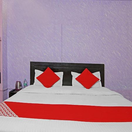 Hotel O Glorious Stayz Noida Exterior foto